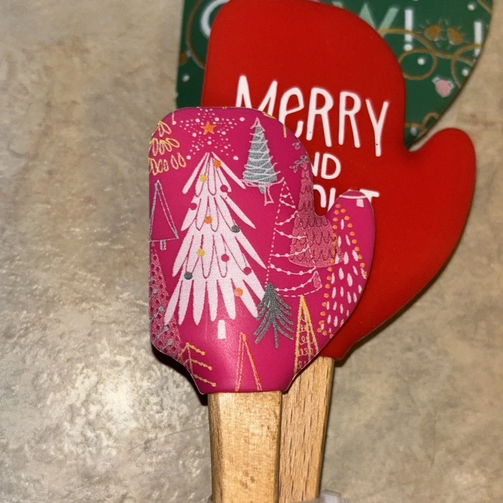 CWC Cook With Color Three-Piece Christmas Spatula Set WAHLP24 NEW